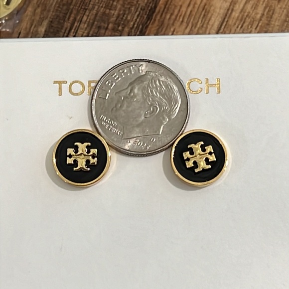 Tory Burch Kira Earrings. - Picture 6 of 16